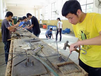 勞務派遣將黑手伸向學生工,職校中介聯(lián)合,用工市場缺乏信任